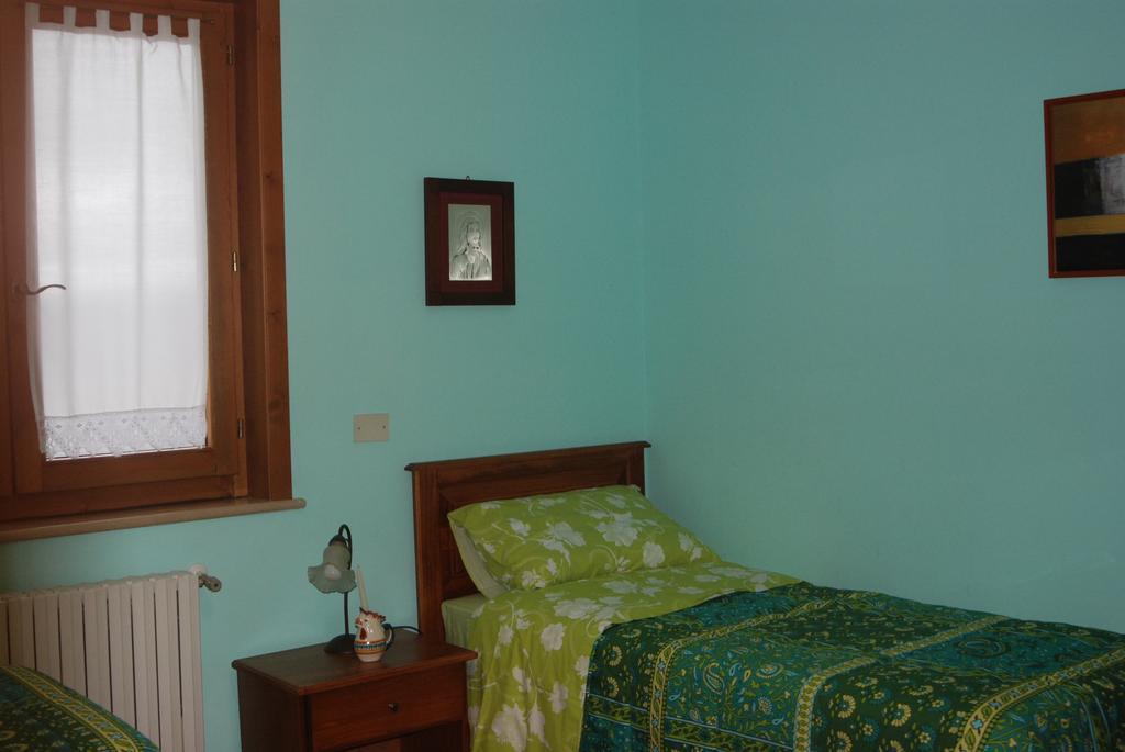 Casa Mariu Hotel Sala Consilina Quarto foto